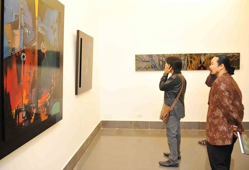 “越南画家眼中的韩国" 艺术展在河内举行 - ảnh 1