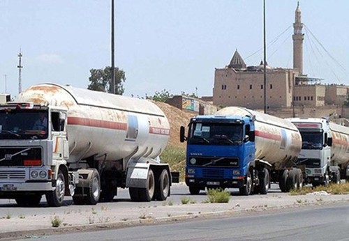 俄罗斯指控IS油罐车依然越过叙利亚边境开往土耳其 - ảnh 1