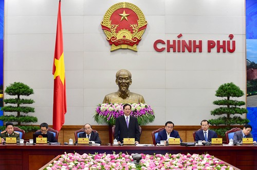 阮晋勇总理：面对世界变化，越南采取更快速有效的政策 - ảnh 1
