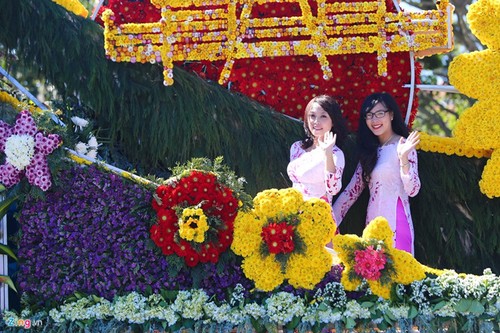 大叻市花卉节迎接新年 - ảnh 5