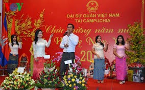  “越南家庭的春节”手工艺品和艺术品展销会在河内举行 - ảnh 1