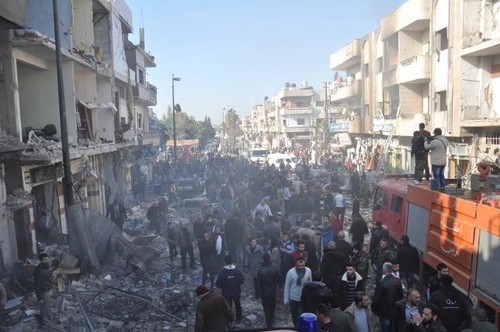 叙利亚中部发生连环自杀式炸弹袭击 120多人死伤 - ảnh 1