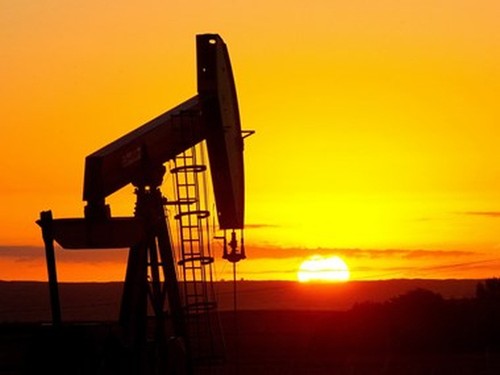 油价有望于2017年年中强劲反弹 - ảnh 1