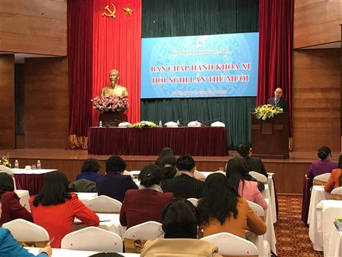越南妇联第11届中央委员会第10次会议在河内举行 - ảnh 1