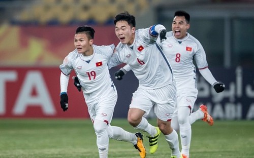  越南足球队首次晋级U23亚锦赛四分之一决赛 - ảnh 1