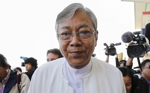 缅甸总统吴廷觉和联邦议会人民院议长吴温敏宣布辞职 - ảnh 1