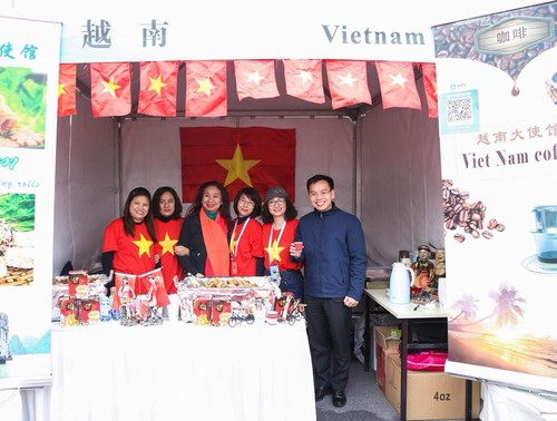 越南参加中国国际义卖活动 - ảnh 1