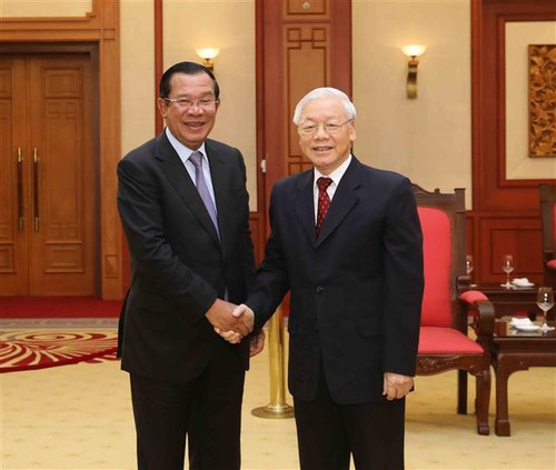 柬埔寨首相洪森结束对越南的访问 - ảnh 1