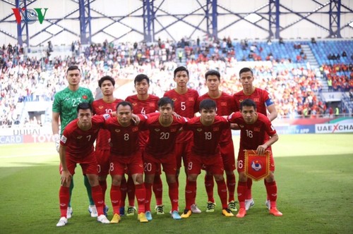 2019年伊始  越南国家男子足球队位居世界99名 - ảnh 1