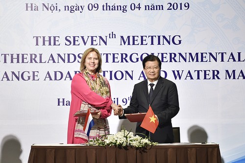 政府副总理郑庭勇：应对气候变化——越南-荷兰关系的支柱 - ảnh 1