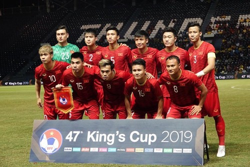 越南男子足球队在FIFA积分榜排名升至20年来最高 - ảnh 1