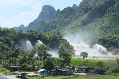 板约—— 东南亚最雄伟的瀑布 - ảnh 1