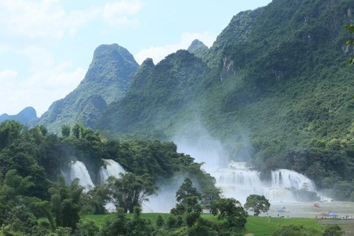 板约—— 东南亚最雄伟的瀑布 - ảnh 2