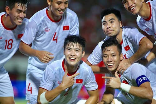 越南国家男足3比1击败印尼队 - ảnh 1