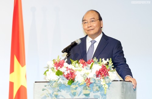 越南政府总理阮春福希望韩国企业在越投资创造新奇迹 - ảnh 1