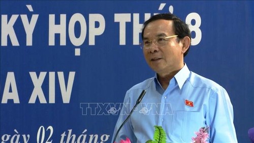 越南党、国家领导人与全国各地选民进行接触 - ảnh 1
