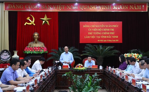 越南政府总理阮春福与北宁省领导班子举行工作会议 - ảnh 1