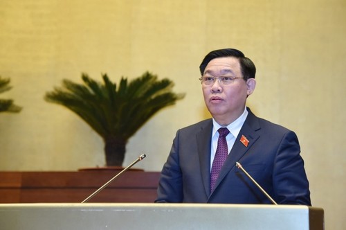 越南国会通过了一项支持社会经济复苏和发展的决议 - ảnh 1
