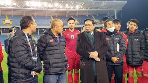 2022年世界杯预选赛亚洲区十二强赛：越南男足大年初一获胜，给人们带来巨大的喜悦 - ảnh 1