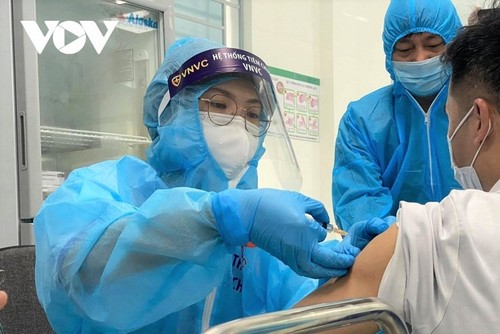 越南注射了1.92亿剂新冠肺炎疫苗 - ảnh 1
