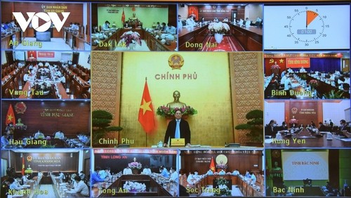 越南政府总理范明政：决心按计划完成5个重点交通项目 - ảnh 1