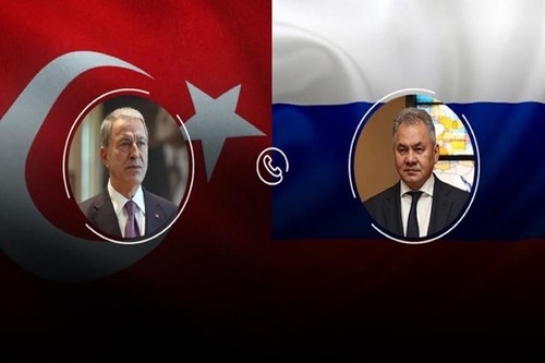 俄罗斯国防部长与土耳其和英国国防部长通电话 - ảnh 1