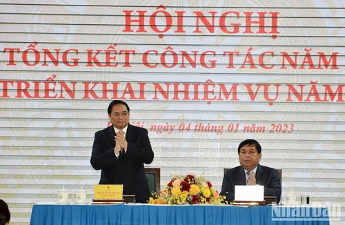 越南政府总理范明政：计划投资部要致力于建设独立、自主、主动融入国际的越南经济 - ảnh 1