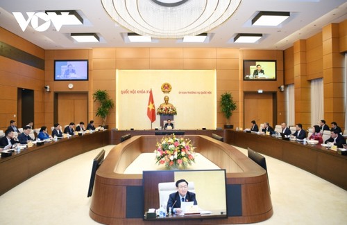 越南国会主席王庭惠主持召开第九届全球年轻议员大会会议筹备会议 - ảnh 1