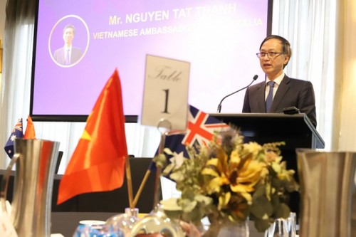 越南驻澳大利亚大使阮必成：澳大利亚总理访越为两国关系注入新动力 - ảnh 1