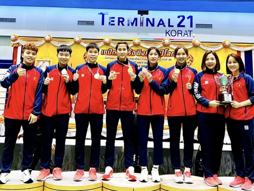 越南女子藤球队夺得世界藤球锦标赛女子四人赛冠军 - ảnh 1