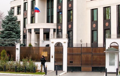   摩尔多瓦驱逐45名俄罗斯外交官和大使馆人员 - ảnh 1