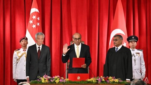 新加坡总统宣誓就职 - ảnh 1