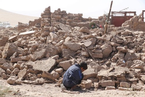 阿富汗地震：死亡人数超过2400人 - ảnh 1