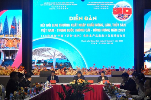 越南和中国企业签署21项经济协议和合同 - ảnh 1
