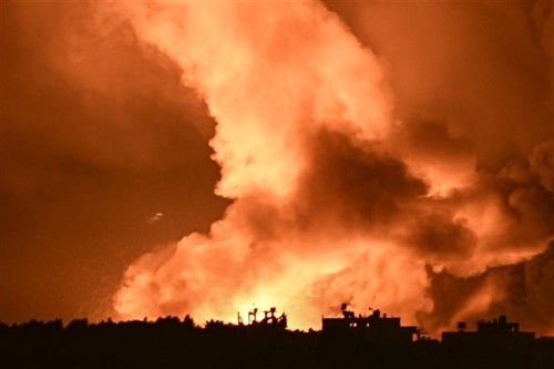以色列和哈马斯冲突：美国批准紧急向以色列出售炮弹 - ảnh 1
