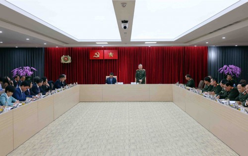 越南公安部部长苏林会见越南驻外代表机构负责人 - ảnh 1