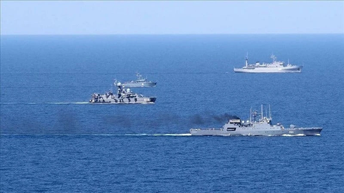 俄罗斯、中国和伊朗开始在阿曼湾举行联合海军演习 - ảnh 1
