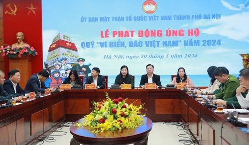 河内市在2024年越南海洋岛屿基金募捐活动启动仪式上筹资近400亿越盾 - ảnh 1
