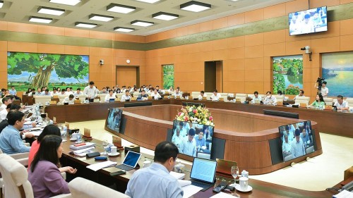 越南国会常务委员会第33次会议13日上午开幕 - ảnh 1