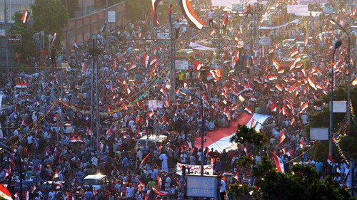 Demonstrasi besar-besaran di seluruh Mesir - ảnh 1