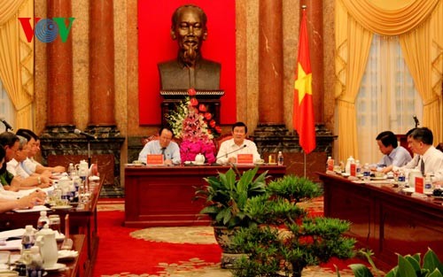 Presiden Truong Tan Sang melakukan temu kerja dengan Federasi Pengacara Vietnam - ảnh 1