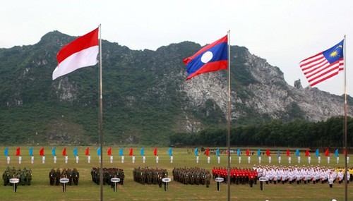Pembukaan turnamen ke-24 menembak senapan militer dari Tentara negara-negara ASEAN - ảnh 1