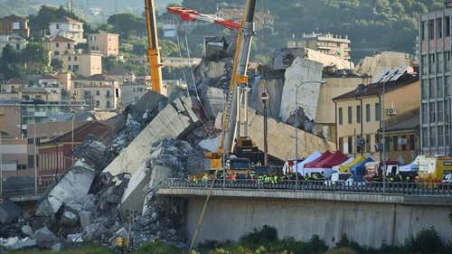 Gênes : l’Italie entre indignation et récupération - ảnh 1