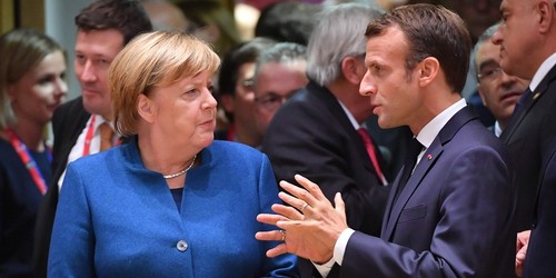 Sanctions contre l’Arabie saoudite: Macron et Merkel pour une position européenne coordonnée - ảnh 1