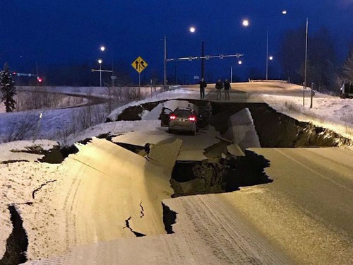 Un puissant séisme en Alaska - ảnh 1
