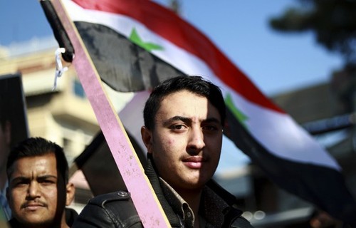 Damas annonce le retrait de 400 combattants kurdes de la région de Minbej - ảnh 1
