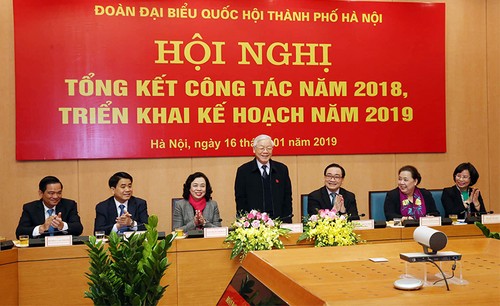 Les parlementaires de Hanoi dressent le bilan de 2018     - ảnh 1