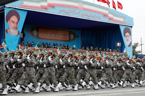 L’Iran menace de mettre le feu aux intérêts de l’Amérique - ảnh 1