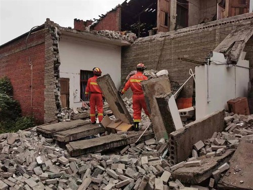 Séisme : un mort et 29 blessés dans le Sichuan - ảnh 1