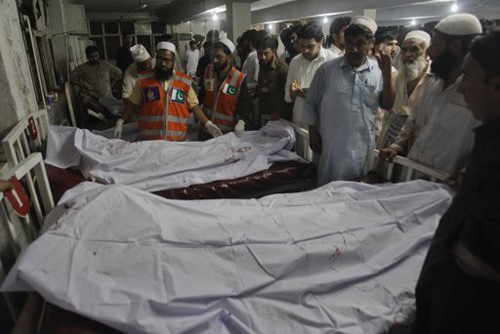 Elf Tote beim Bombenanschlag in Pakistan - ảnh 1